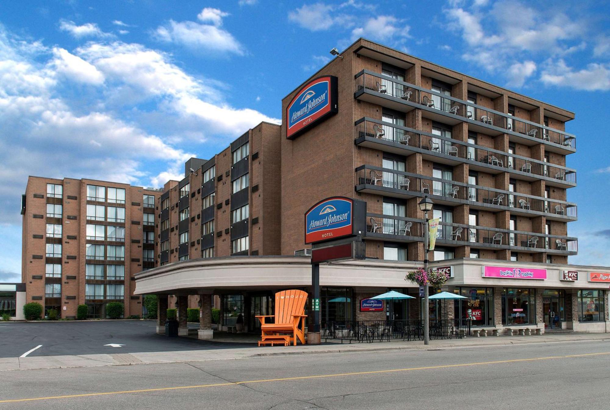 Howard Johnson Plaza By Wyndham By The Falls Καταρράκτες του Νιαγάρα Εξωτερικό φωτογραφία