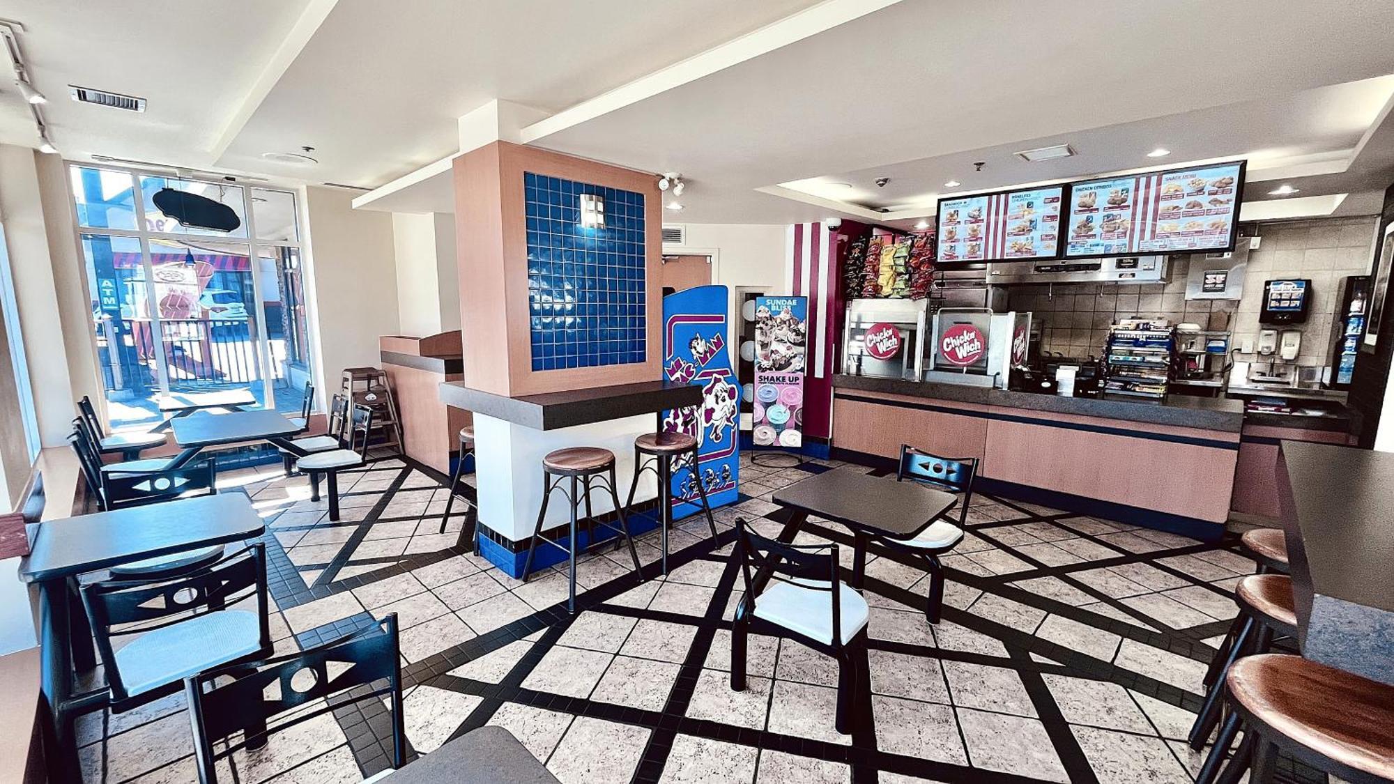 Howard Johnson Plaza By Wyndham By The Falls Καταρράκτες του Νιαγάρα Εξωτερικό φωτογραφία