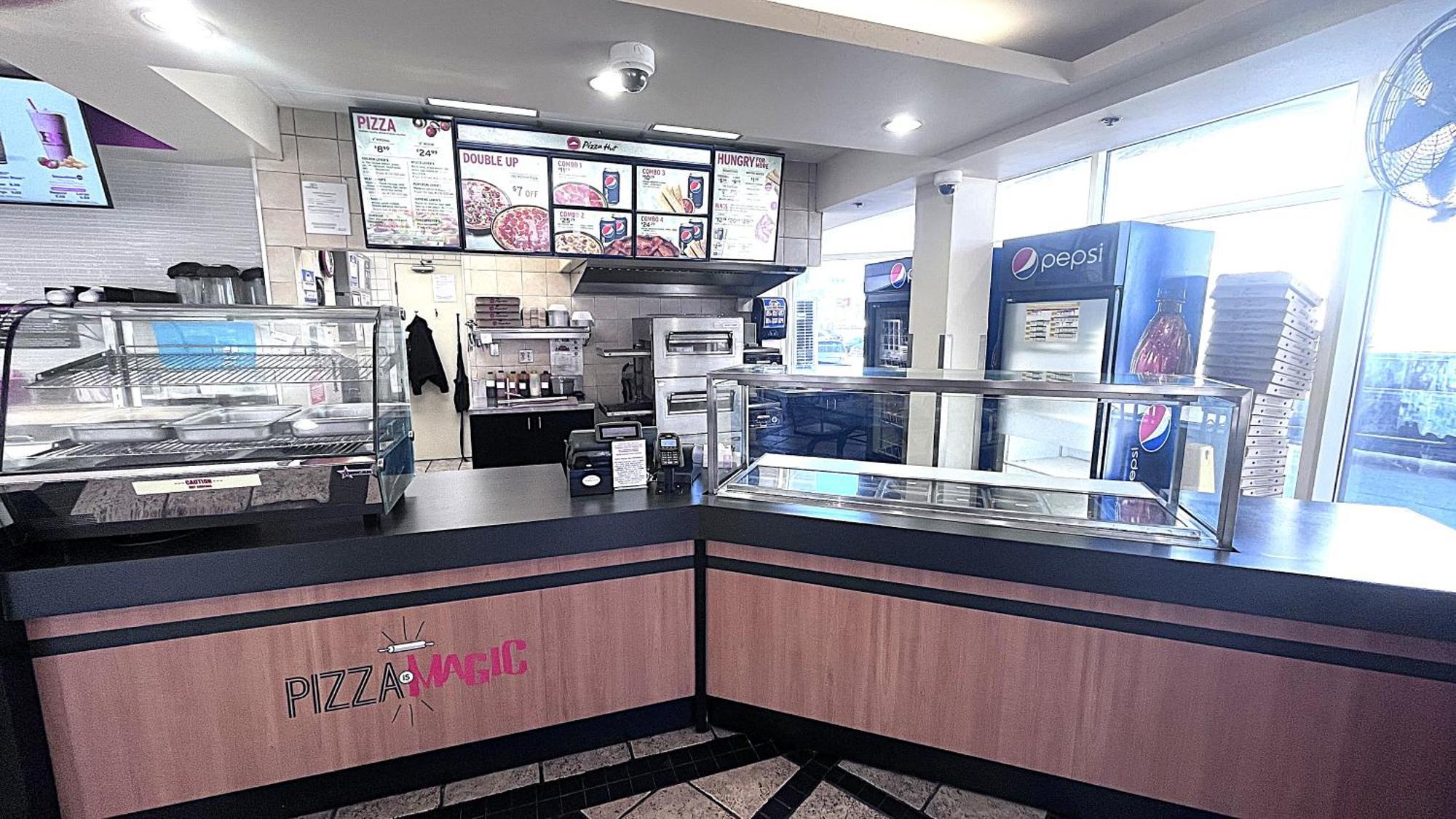 Howard Johnson Plaza By Wyndham By The Falls Καταρράκτες του Νιαγάρα Εξωτερικό φωτογραφία