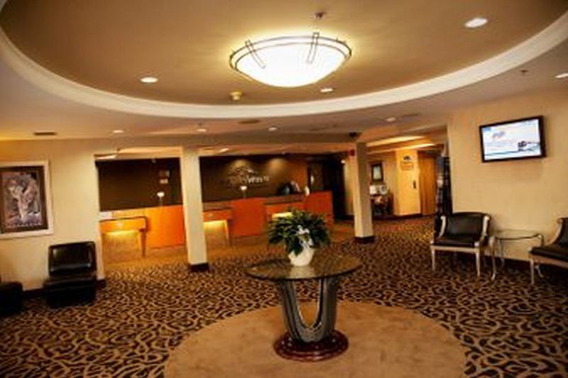Howard Johnson Plaza By Wyndham By The Falls Καταρράκτες του Νιαγάρα Εξωτερικό φωτογραφία