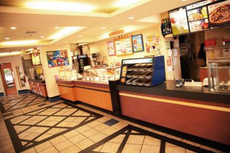Howard Johnson Plaza By Wyndham By The Falls Καταρράκτες του Νιαγάρα Εξωτερικό φωτογραφία